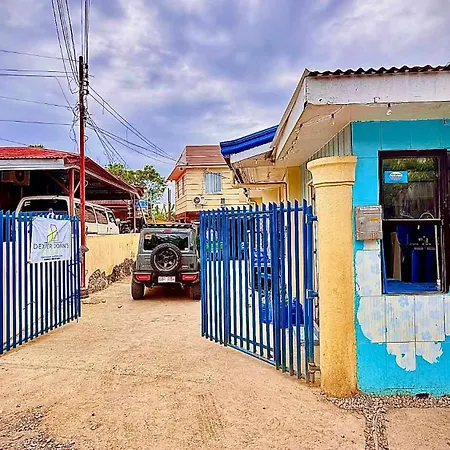Dexter John\'S Guesthouse
